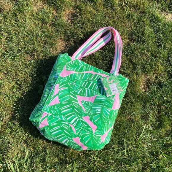 NWT Lilly Pulitzer Towel Tote - Picture 8 of 8